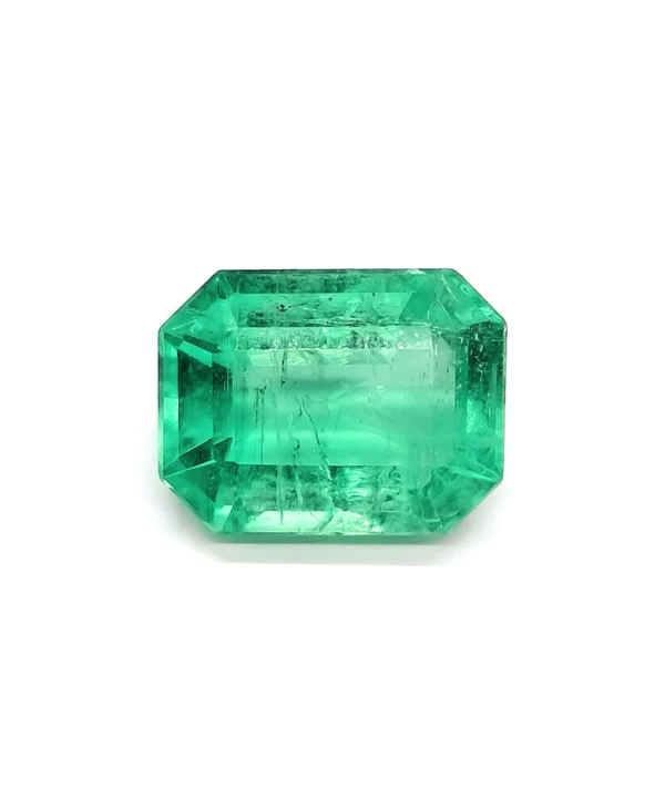 Emerald 2,92ct green transparent / P18