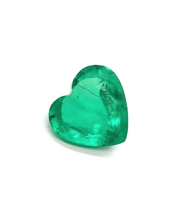 Smaragd 2,01ct green transparent / P23